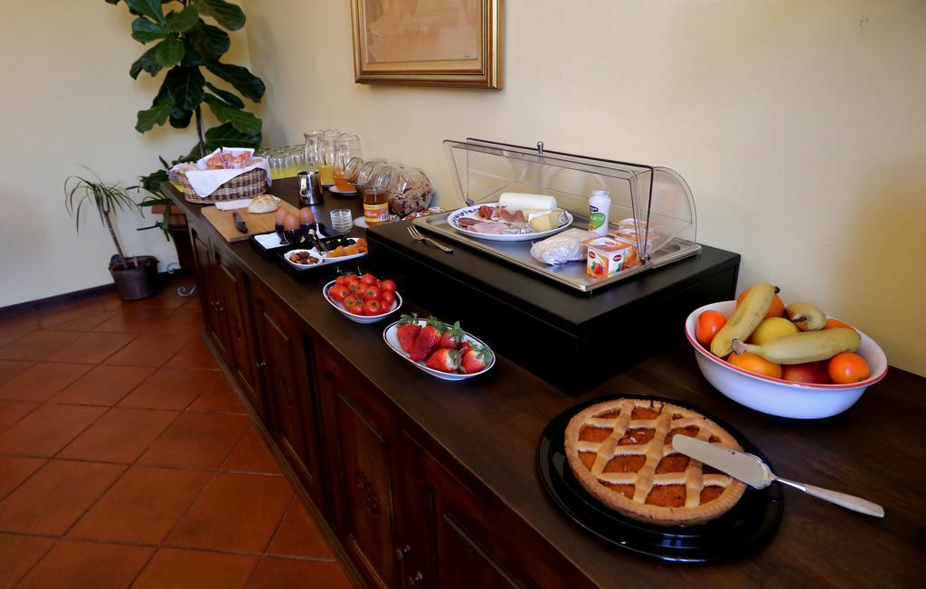 קנוביו Casa Baroli B&B מראה חיצוני תמונה